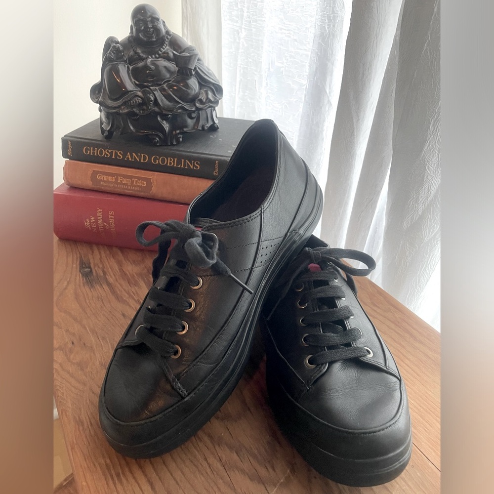 👣 FITFLOP Super T Leather Sneakers (Sz. 8)